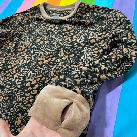 Cuddl Duds Thick Velvet Velour Sweater Longsleeve Shirt w/ Thumb Holes Petite M - Picture 9 of 11